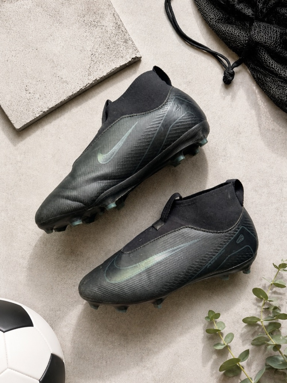 Nike Jr. Mercurial Superfly 10 Academy Soccer Cleats Black Kids Size 2.5